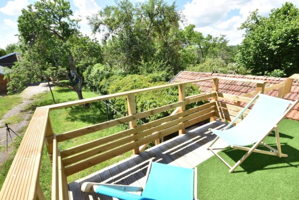 Une Tiny House A Decouvrir Au Coeur De La Cite ! Contrexéville Buitenkant foto