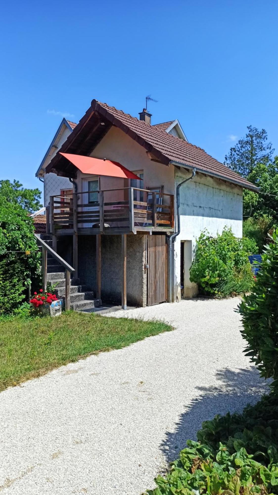 Une Tiny House A Decouvrir Au Coeur De La Cite ! Contrexéville Buitenkant foto